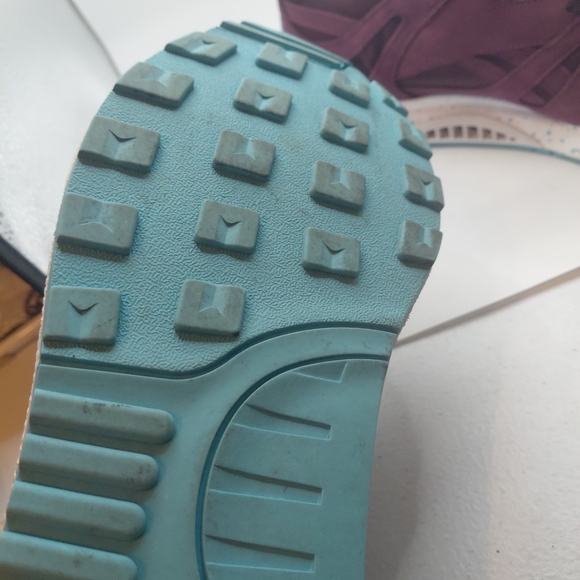 Reebok Ventilator DG Pop Maroon / Blue / White V67040 Men's 9.5 2015 - Picture 4 of 7